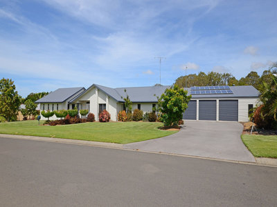 4 MAC STOCKS ROAD, Dundowran Beach
