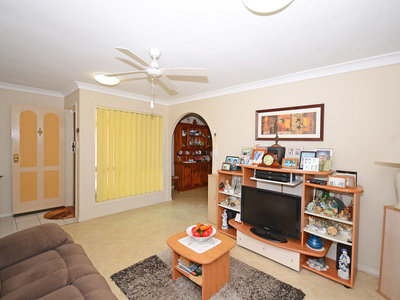 24 CADDY AVENUE, Urraween