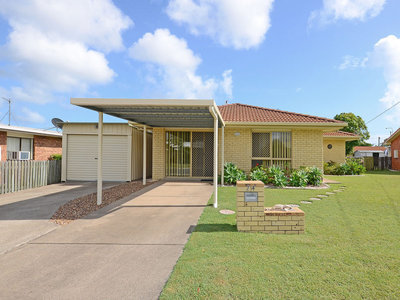 24 CADDY AVENUE, Urraween