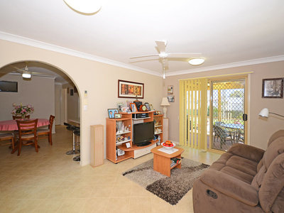 24 CADDY AVENUE, Urraween