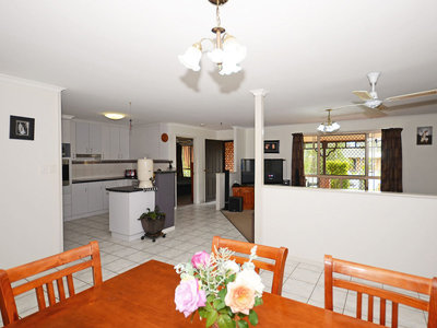 105 SNAPPER STREET, Kawungan