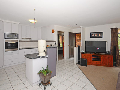 105 SNAPPER STREET, Kawungan
