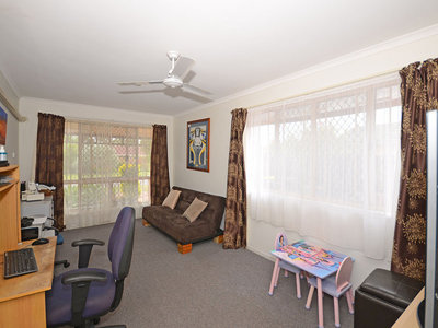105 SNAPPER STREET, Kawungan