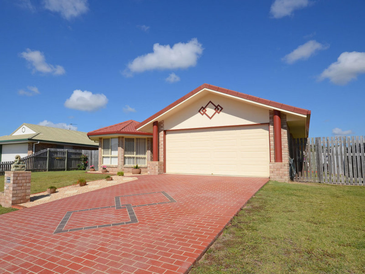 21 MOONSTONE DRIVE, Urangan