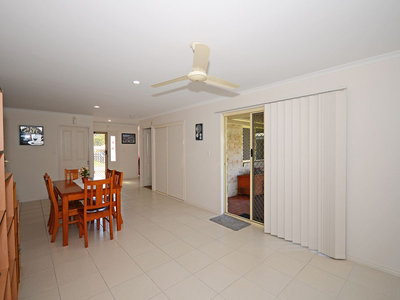 21 MOONSTONE DRIVE, Urangan