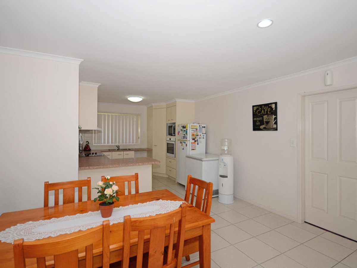 21 MOONSTONE DRIVE, Urangan
