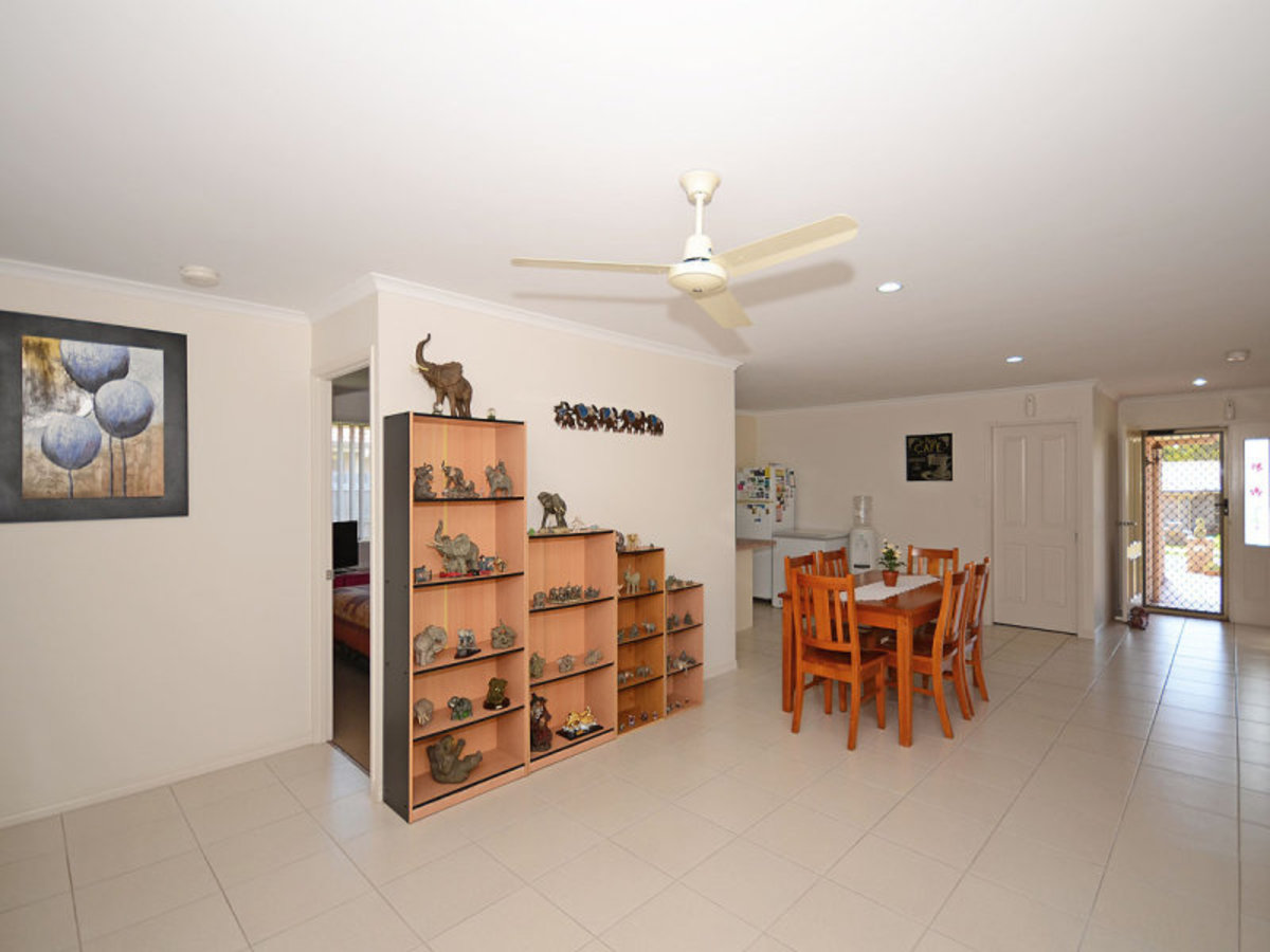 21 MOONSTONE DRIVE, Urangan