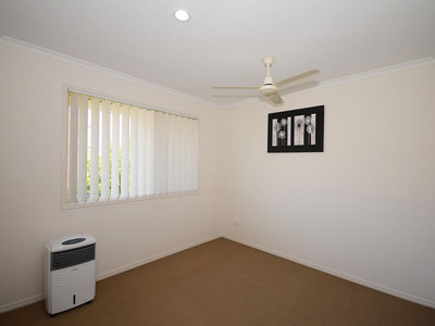 21 MOONSTONE DRIVE, Urangan