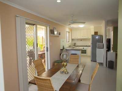 35 MOONSTONE DRIVE, Urangan