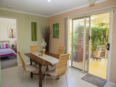 35 MOONSTONE DRIVE, Urangan