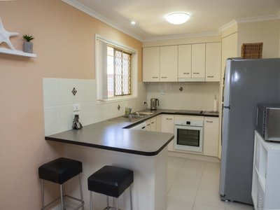 35 MOONSTONE DRIVE, Urangan