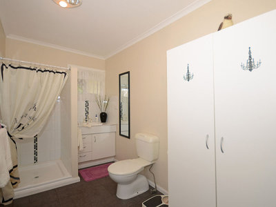 33 PARADISE STREET, Point Vernon