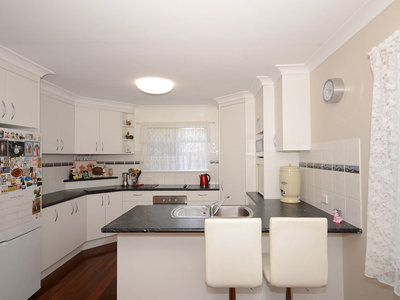 33 PARADISE STREET, Point Vernon