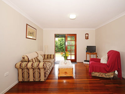 33 PARADISE STREET, Point Vernon