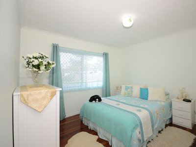 33 PARADISE STREET, Point Vernon
