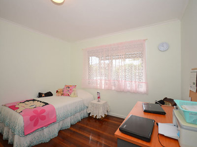 33 PARADISE STREET, Point Vernon