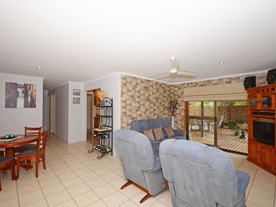 6 CARMEL COURT, Point Vernon