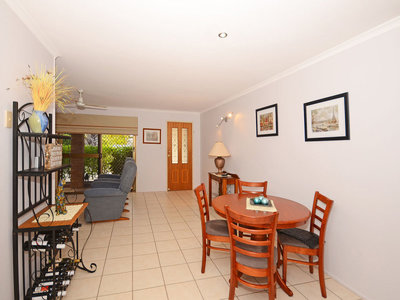 6 CARMEL COURT, Point Vernon