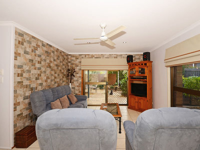 6 CARMEL COURT, Point Vernon