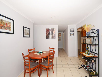 6 CARMEL COURT, Point Vernon