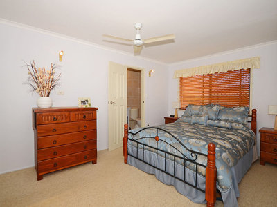 6 CARMEL COURT, Point Vernon