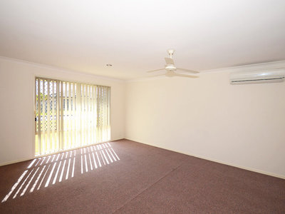 10 LAKERIDGE DRIVE, Dundowran