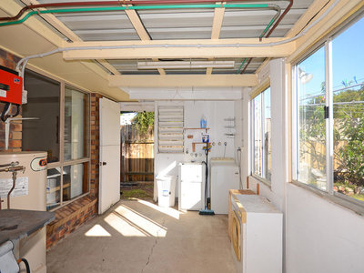 8 SOUTHERDEN STREET, Torquay