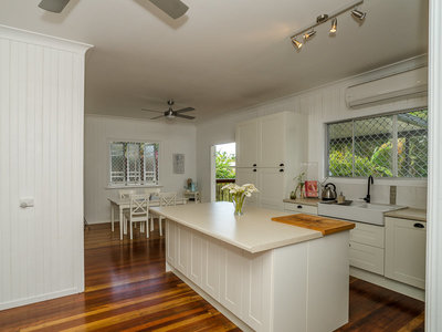 34 FRASER STREET, Torquay