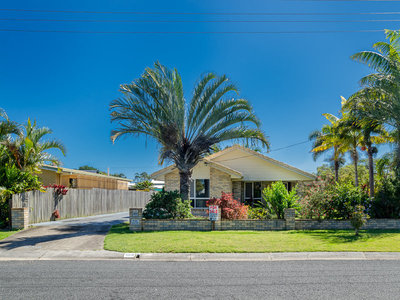 106 CUNNINGHAM STREET, Urangan