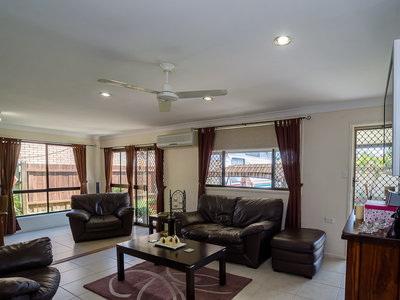 5 WONGA STREET, Scarness