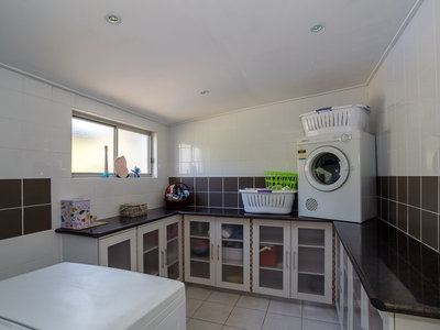 5 WONGA STREET, Scarness