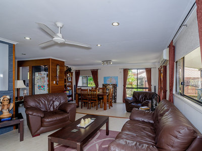 5 WONGA STREET, Scarness