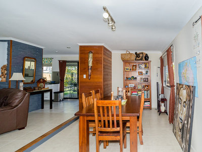 5 WONGA STREET, Scarness