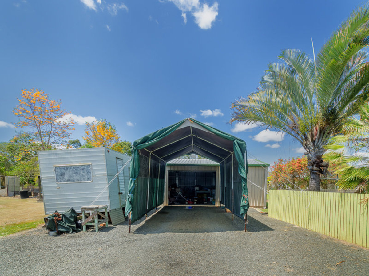 33 TAMBAROORA STREET, Howard