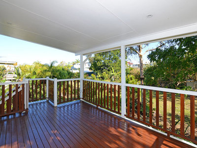 47 KENT STREET, Urangan