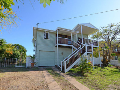 47 KENT STREET, Urangan