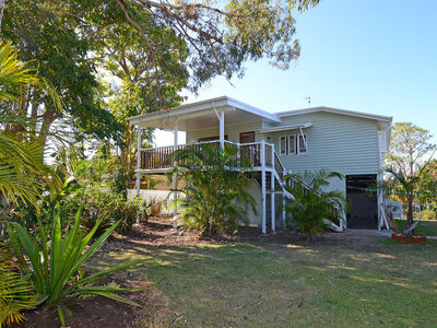 47 KENT STREET, Urangan