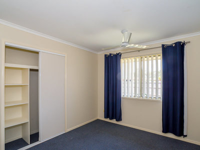 1 GWEN COURT, Urraween