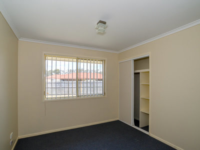1 GWEN COURT, Urraween