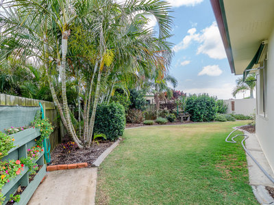 5 CORMIE COURT, Urraween