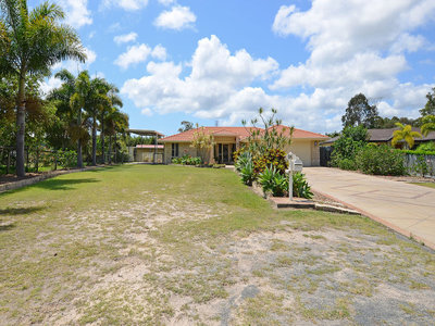 86 CARRICK WAY, Wondunna