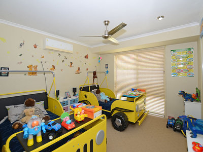 86 CARRICK WAY, Wondunna