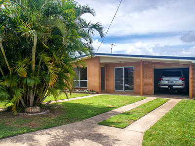 103 CUNNINGHAM STREET, Urangan