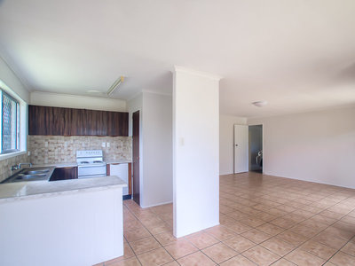 103 CUNNINGHAM STREET, Urangan