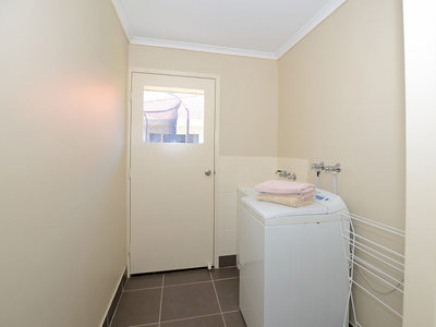 4 Bianca Court, Torquay