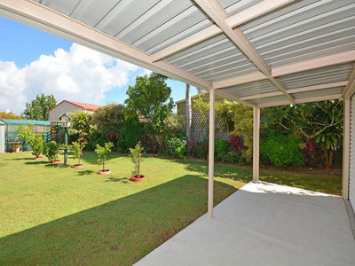 7 LAKESIDE COURT, Torquay