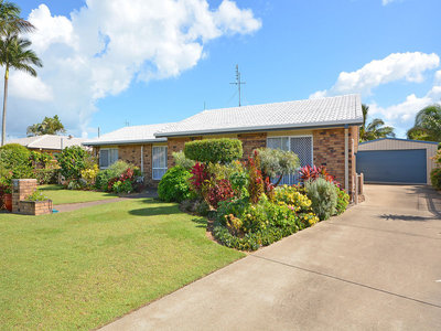 7 LAKESIDE COURT, Torquay