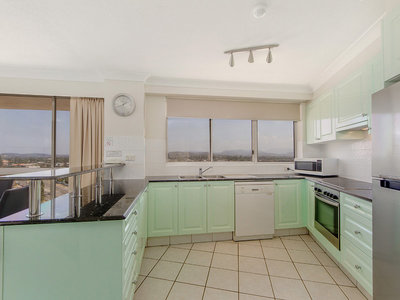 10TH / 2 NINETEENTH AVENUE, Palm Beach