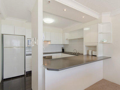 4C / 973 Gold Coast Hwy., Palm Beach