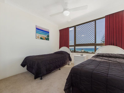 4C / 973 Gold Coast Hwy., Palm Beach